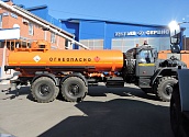 АЦ-12 для светлых нефтепродуктов на шасси Урал 4320