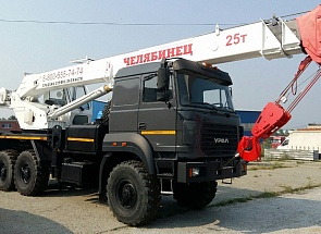 Автокран Челябинец на шасси Урал 5557, 25 тонн